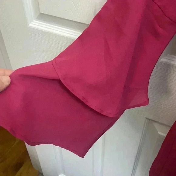 NWT Lulus Magenta Tiered Bell Sleeve Dress - Picture 4 of 8